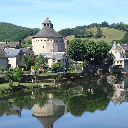 Village De Gite - La Cascade Sainte-Eulalie-d'Olt Kültér fotó