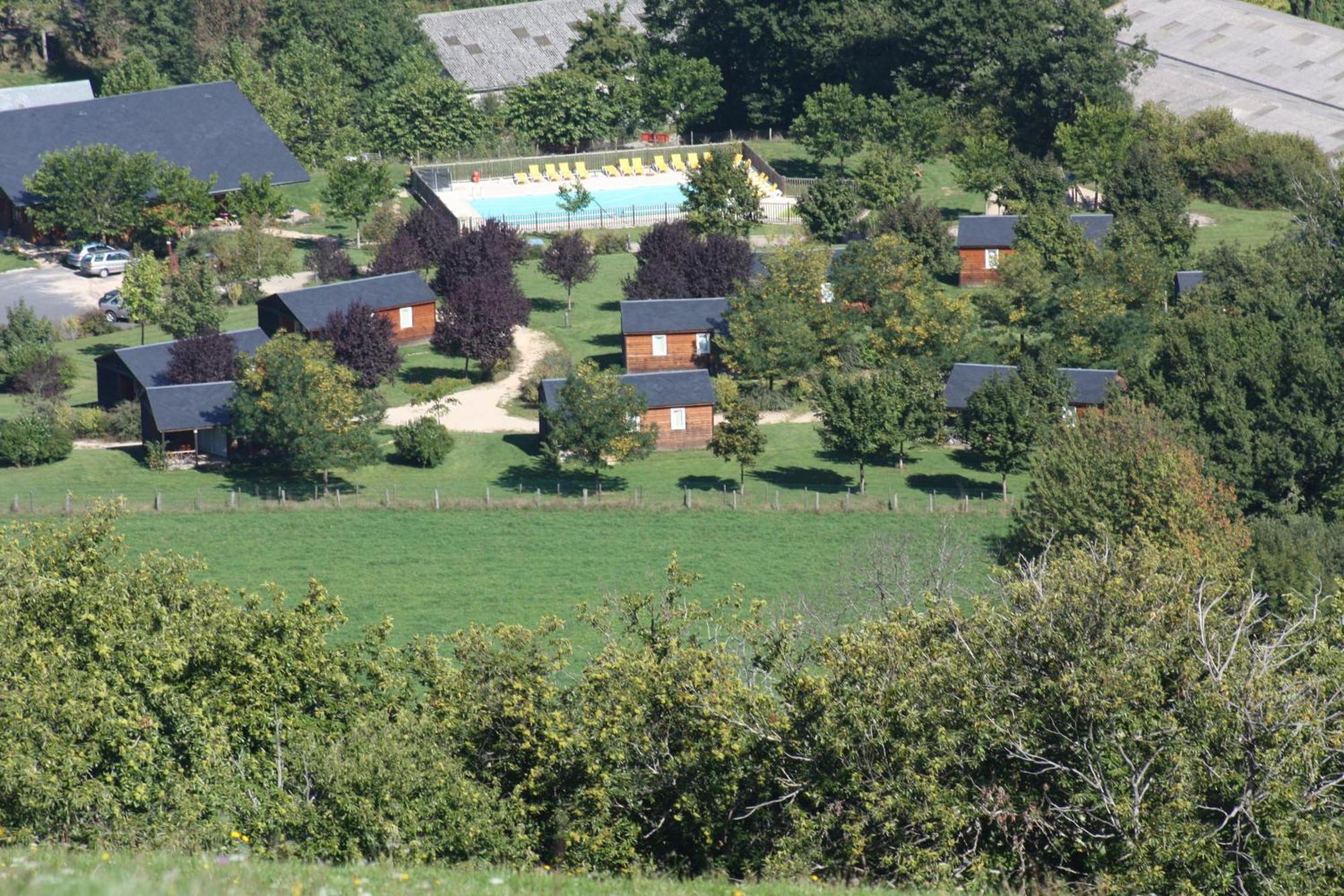 Village De Gite - La Cascade Sainte-Eulalie-d'Olt Kültér fotó